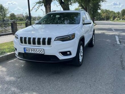 Джип Чероки 2019 в Харькове на Automoto.ua Белый Джип Чероки, объемом двигателя 2.36 л и пробегом 92 тыс. км за 16000 $, фото 1 на Automoto.ua