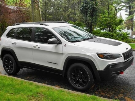 Білий Джип Cherokee, об'ємом двигуна 2 л та пробігом 42 тис. км за 10300 $, фото 1 на Automoto.ua