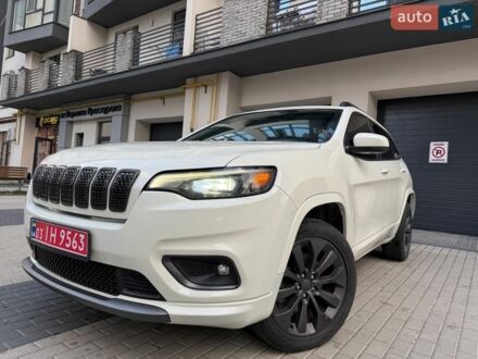 Білий Джип Cherokee, об'ємом двигуна 3.24 л та пробігом 151 тис. км за 17990 $, фото 1 на Automoto.ua