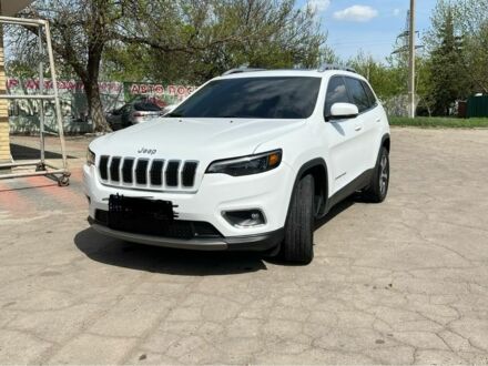 Білий Джип Cherokee, об'ємом двигуна 3.2 л та пробігом 53 тис. км за 25000 $, фото 1 на Automoto.ua