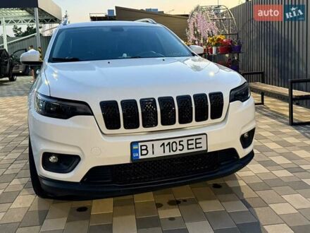 Джип Чероки 2019 в Полтаве на Automoto.ua Белый Джип Чероки, объемом двигателя 2.36 л и пробегом 51 тыс. км за 17300 $, фото 1 на Automoto.ua