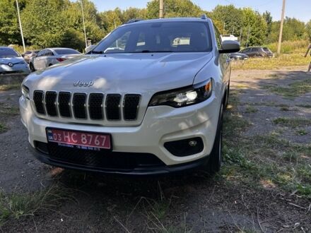 Белый Джип Чероки, объемом двигателя 2.4 л и пробегом 244 тыс. км за 13500 $, фото 1 на Automoto.ua