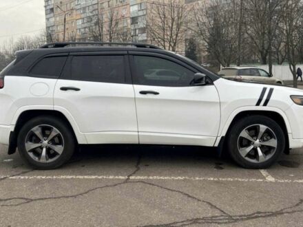 Білий Джип Cherokee, об'ємом двигуна 3.2 л та пробігом 79 тис. км за 19000 $, фото 1 на Automoto.ua