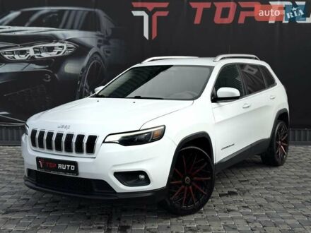 Білий Джип Cherokee, об'ємом двигуна 2.36 л та пробігом 183 тис. км за 12900 $, фото 1 на Automoto.ua