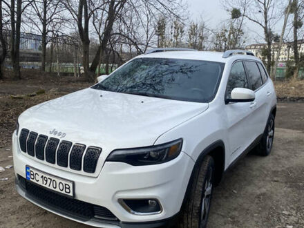 Білий Джип Cherokee, об'ємом двигуна 2.4 л та пробігом 29 тис. км за 18500 $, фото 1 на Automoto.ua