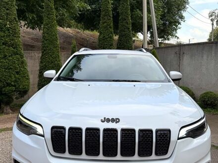 Білий Джип Cherokee, об'ємом двигуна 3.2 л та пробігом 140 тис. км за 16700 $, фото 1 на Automoto.ua