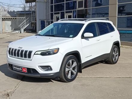 Білий Джип Cherokee, об'ємом двигуна 2.4 л та пробігом 88 тис. км за 19790 $, фото 1 на Automoto.ua