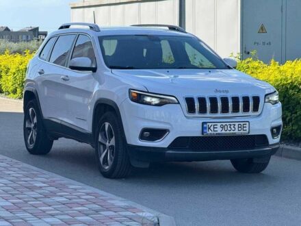 Білий Джип Cherokee, об'ємом двигуна 2 л та пробігом 63 тис. км за 16558 $, фото 1 на Automoto.ua