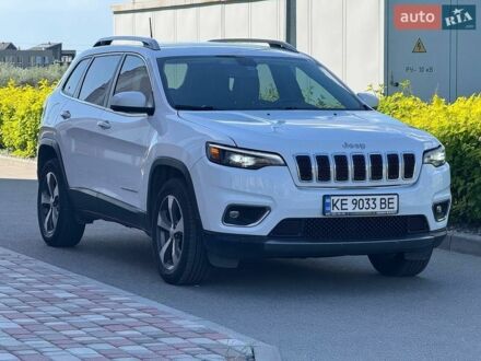 Білий Джип Cherokee, об'ємом двигуна 2 л та пробігом 64 тис. км за 16990 $, фото 1 на Automoto.ua