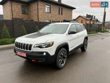 Білий Джип Cherokee, об'ємом двигуна 3.24 л та пробігом 93 тис. км за 21700 $, фото 1 на Automoto.ua