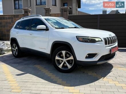Білий Джип Cherokee, об'ємом двигуна 3.24 л та пробігом 154 тис. км за 19300 $, фото 1 на Automoto.ua