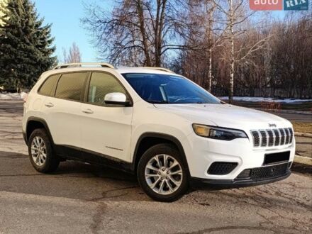 Білий Джип Cherokee, об'ємом двигуна 2.36 л та пробігом 82 тис. км за 17700 $, фото 1 на Automoto.ua