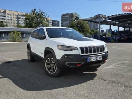 Джип Чероки 2020 в Львове на Automoto.ua Белый Джип Чероки, объемом двигателя 3.24 л и пробегом 106 тыс. км за 21000 $, фото 1 на Automoto.ua