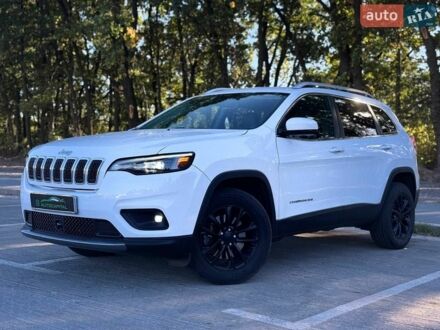 Білий Джип Cherokee, об'ємом двигуна 3.24 л та пробігом 82 тис. км за 18390 $, фото 1 на Automoto.ua