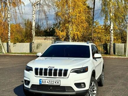 Білий Джип Cherokee, об'ємом двигуна 3.2 л та пробігом 68 тис. км за 23000 $, фото 1 на Automoto.ua