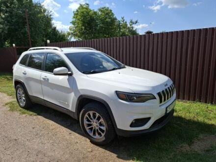 Джип Cherokee 2020 у Чернігові на Automoto.ua Білий Джип Cherokee, об'ємом двигуна 4 л та пробігом 41 тис. км за 18200 $, фото 1 на Automoto.ua