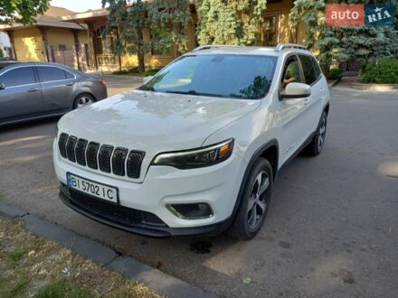 Белый Джип Чероки, объемом двигателя 3.24 л и пробегом 108 тыс. км за 19000 $, фото 1 на Automoto.ua