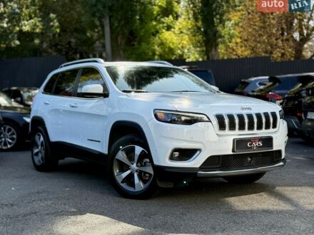 Білий Джип Cherokee, об'ємом двигуна 3.24 л та пробігом 37 тис. км за 19800 $, фото 1 на Automoto.ua