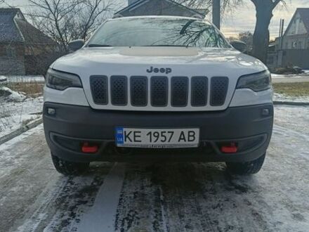 Білий Джип Cherokee, об'ємом двигуна 3.24 л та пробігом 29 тис. км за 23500 $, фото 1 на Automoto.ua
