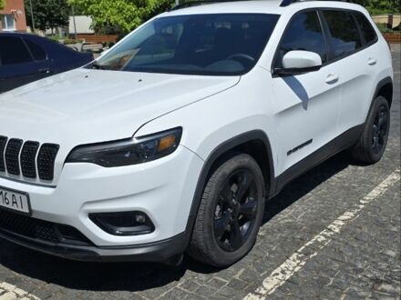 Білий Джип Cherokee, об'ємом двигуна 2.4 л та пробігом 52 тис. км за 14300 $, фото 1 на Automoto.ua