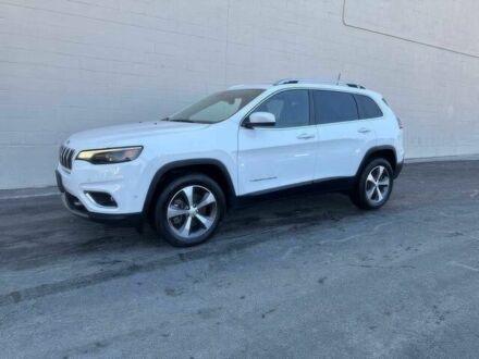 Джип Cherokee 2021 у Ужгороді на Automoto.ua Білий Джип Cherokee, об'ємом двигуна 3.2 л та пробігом 43 тис. км за 12200 $, фото 1 на Automoto.ua