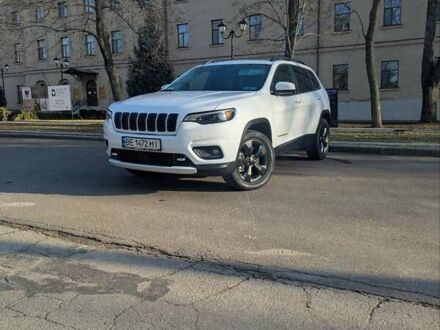 Білий Джип Cherokee, об'ємом двигуна 1.99 л та пробігом 47 тис. км за 22500 $, фото 1 на Automoto.ua