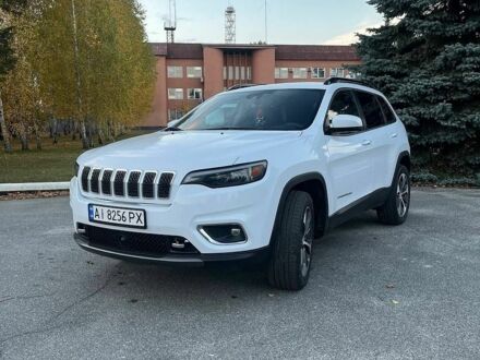 Білий Джип Cherokee, об'ємом двигуна 3.2 л та пробігом 53 тис. км за 18500 $, фото 1 на Automoto.ua