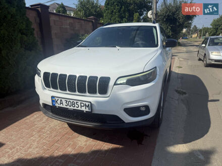 Білий Джип Cherokee, об'ємом двигуна 3.24 л та пробігом 62 тис. км за 18500 $, фото 1 на Automoto.ua