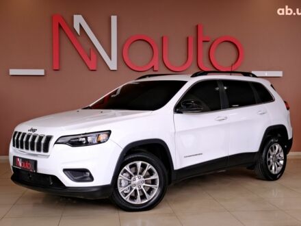 Білий Джип Cherokee, об'ємом двигуна 3.2 л та пробігом 75 тис. км за 18900 $, фото 1 на Automoto.ua