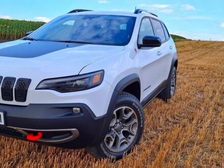 Білий Джип Cherokee, об'ємом двигуна 3.24 л та пробігом 51 тис. км за 26500 $, фото 1 на Automoto.ua