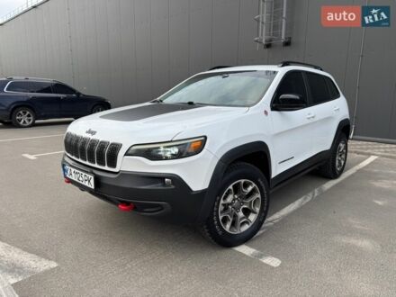 Белый Джип Чероки, объемом двигателя 3.24 л и пробегом 34 тыс. км за 25000 $, фото 1 на Automoto.ua