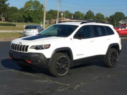 Білий Джип Cherokee, об'ємом двигуна 3.2 л та пробігом 30 тис. км за 13500 $, фото 1 на Automoto.ua