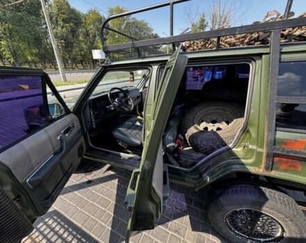 Бежевый Джип Чероки, объемом двигателя 4 л и пробегом 3 тыс. км за 3000 $, фото 7 на Automoto.ua