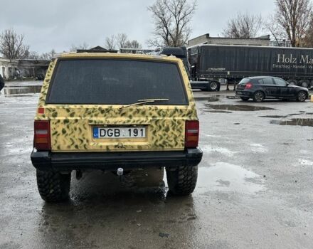 Бежевый Джип Чероки, объемом двигателя 0 л и пробегом 200 тыс. км за 1950 $, фото 3 на Automoto.ua