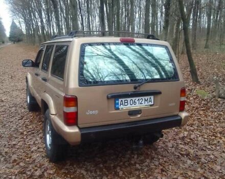 Бежевый Джип Чероки, объемом двигателя 2.5 л и пробегом 292 тыс. км за 5836 $, фото 6 на Automoto.ua