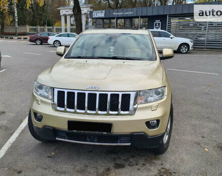 Бежевий Джип Cherokee, об'ємом двигуна 3 л та пробігом 165 тис. км за 19500 $, фото 4 на Automoto.ua