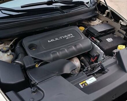 Бежевий Джип Cherokee, об'ємом двигуна 2.36 л та пробігом 95 тис. км за 14900 $, фото 4 на Automoto.ua