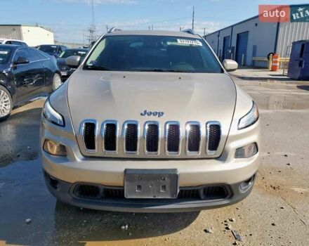 Бежевий Джип Cherokee, об'ємом двигуна 3.24 л та пробігом 88 тис. км за 1000 $, фото 4 на Automoto.ua