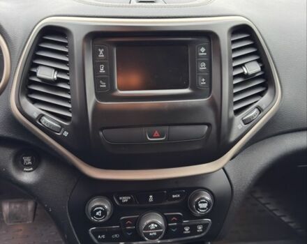 Бежевый Джип Чероки, объемом двигателя 2.4 л и пробегом 130 тыс. км за 13500 $, фото 10 на Automoto.ua