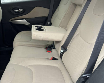 Бежевый Джип Чероки, объемом двигателя 2.4 л и пробегом 124 тыс. км за 13300 $, фото 22 на Automoto.ua