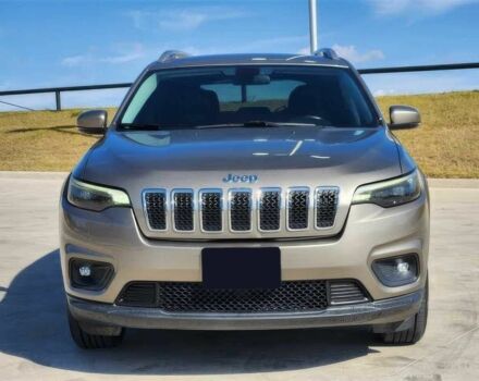 Бежевый Джип Чероки, объемом двигателя 3.2 л и пробегом 50 тыс. км за 5900 $, фото 1 на Automoto.ua