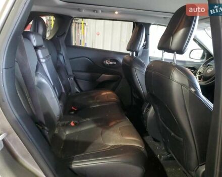 Бежевый Джип Чероки, объемом двигателя 2.36 л и пробегом 166 тыс. км за 3200 $, фото 10 на Automoto.ua