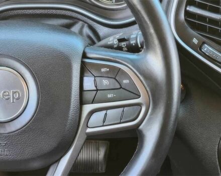 Бежевый Джип Чероки, объемом двигателя 3.2 л и пробегом 30 тыс. км за 9000 $, фото 7 на Automoto.ua