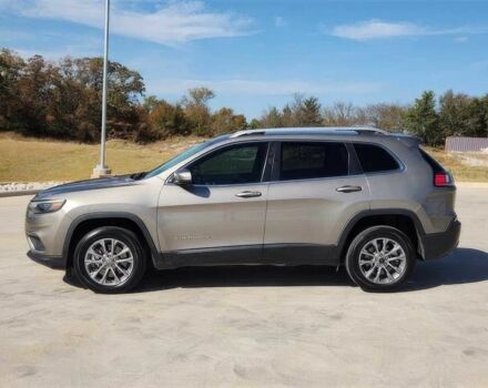 Бежевый Джип Чероки, объемом двигателя 3.2 л и пробегом 50 тыс. км за 5900 $, фото 3 на Automoto.ua