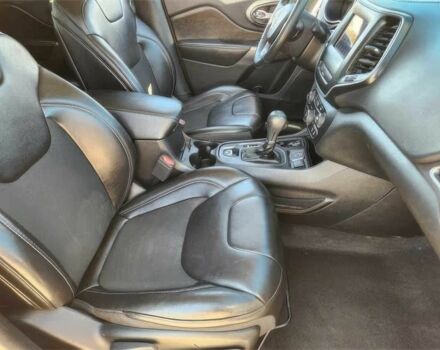 Бежевый Джип Чероки, объемом двигателя 3.2 л и пробегом 50 тыс. км за 5900 $, фото 6 на Automoto.ua