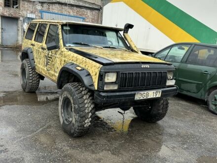 Бежевый Джип Чероки, объемом двигателя 0 л и пробегом 200 тыс. км за 1950 $, фото 1 на Automoto.ua