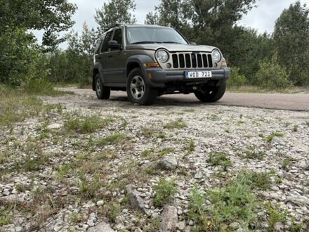 Джип Чероки 2005 в Броварах на Automoto.ua Бежевый Джип Чероки, объемом двигателя 2.8 л и пробегом 245 тыс. км за 4300 $, фото 1 на Automoto.ua