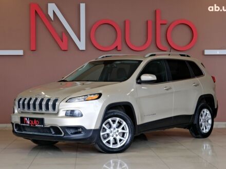 Джип Cherokee 2016 у Одесі на Automoto.ua Бежевий Джип Cherokee, об'ємом двигуна 3.2 л та пробігом 124 тис. км за 10900 $, фото 1 на Automoto.ua