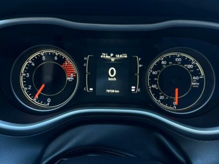 Бежевий Джип Cherokee, об'ємом двигуна 3.24 л та пробігом 80 тис. км за 13000 $, фото 1 на Automoto.ua