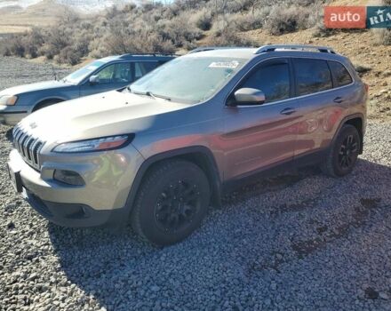Бежевый Джип Чероки, объемом двигателя 3.24 л и пробегом 133 тыс. км за 1700 $, фото 1 на Automoto.ua